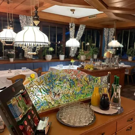 Restaurant - Haeuserl Im Wald מלון גראץ