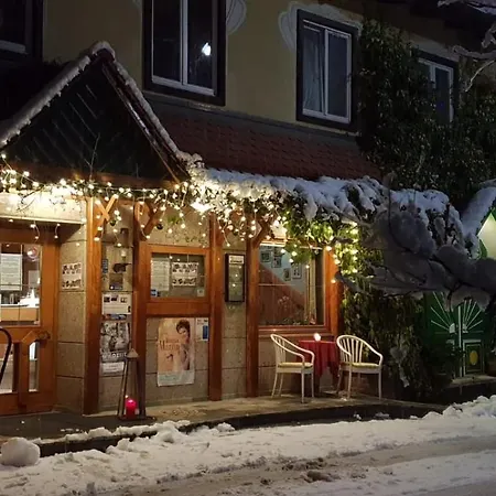 Restaurant - Haeuserl Im Wald מלון