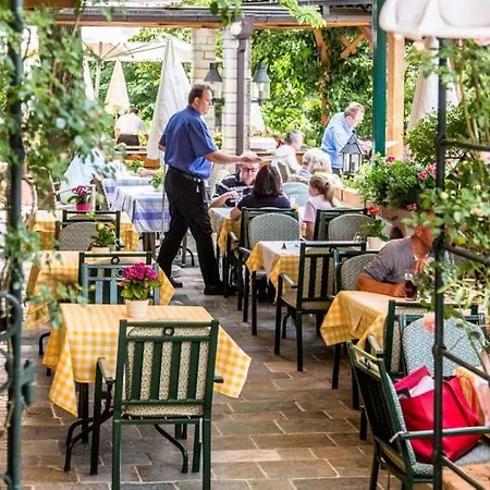 Restaurant - Haeuserl Im Wald Hotel Graz