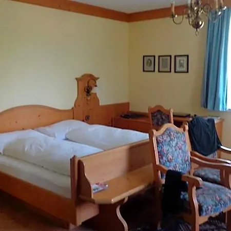 Hotel Restaurant - Haeuserl Im Wald