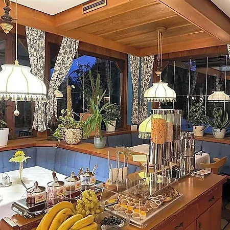 Restaurant - Haeuserl Im Wald