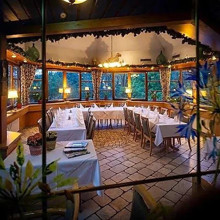 Restaurant - Haeuserl Im Wald 3*
