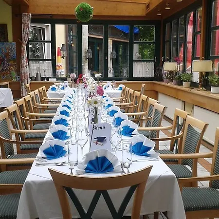 מלון Restaurant - Haeuserl Im Wald 3*