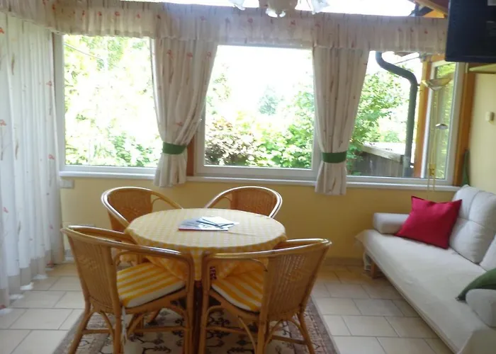 Hotel Restaurant - Haeuserl Im Wald 3*