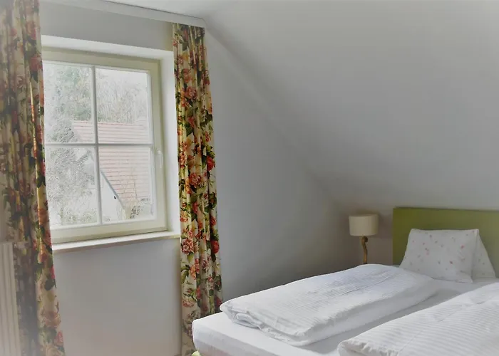 Hotel Restaurant - Haeuserl Im Wald 3*