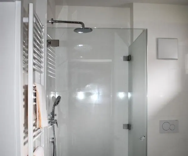 Restaurant - Haeuserl Im Wald فندق غراتس