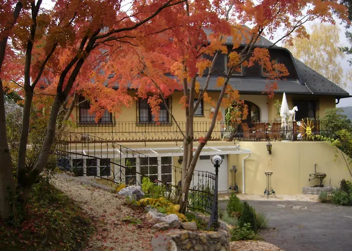 Hotel Restaurant - Haeuserl Im Wald